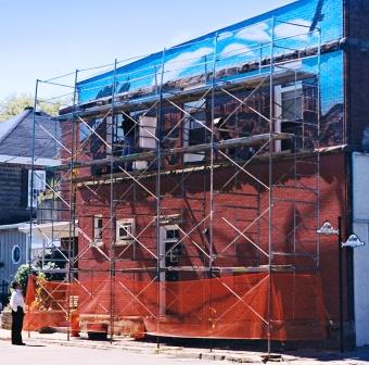 The scaffold for work on the Niagara Escarpment mural